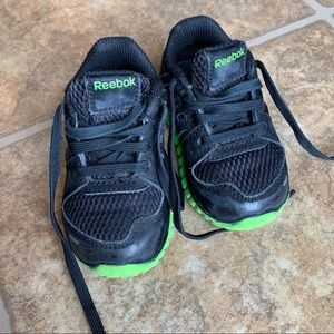 Toddler Reebok shoes, size 5 black and green.